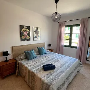 https://casa-noas.in-canary-islands.com